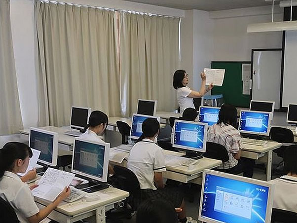 医療福祉ビジネス科の体験授業