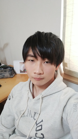 情報システム科佐藤さん